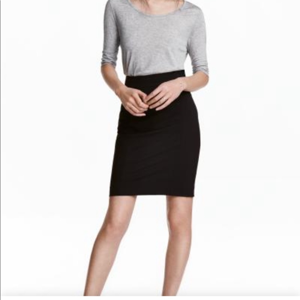 H&M Black Pencil Skirt